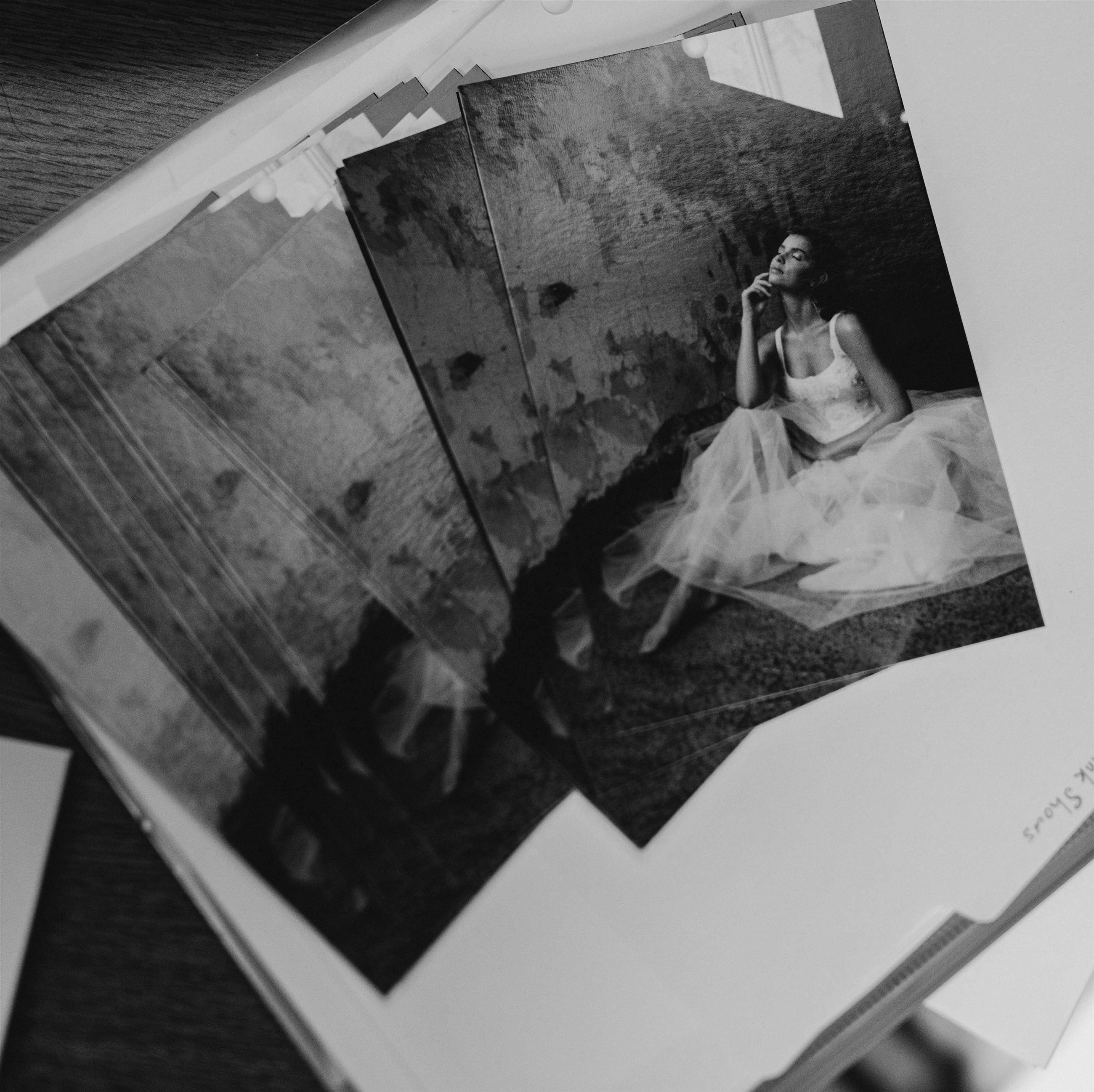 How to be Perfectly Comfortable on Your Wedding Day. Desktop Image