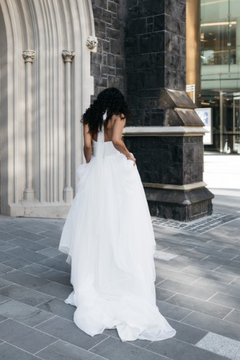 Wedding Dresses Naomi $1 thumbnail