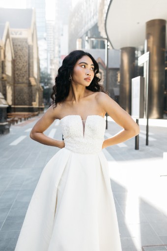 Wedding Dresses Nora $2 thumbnail