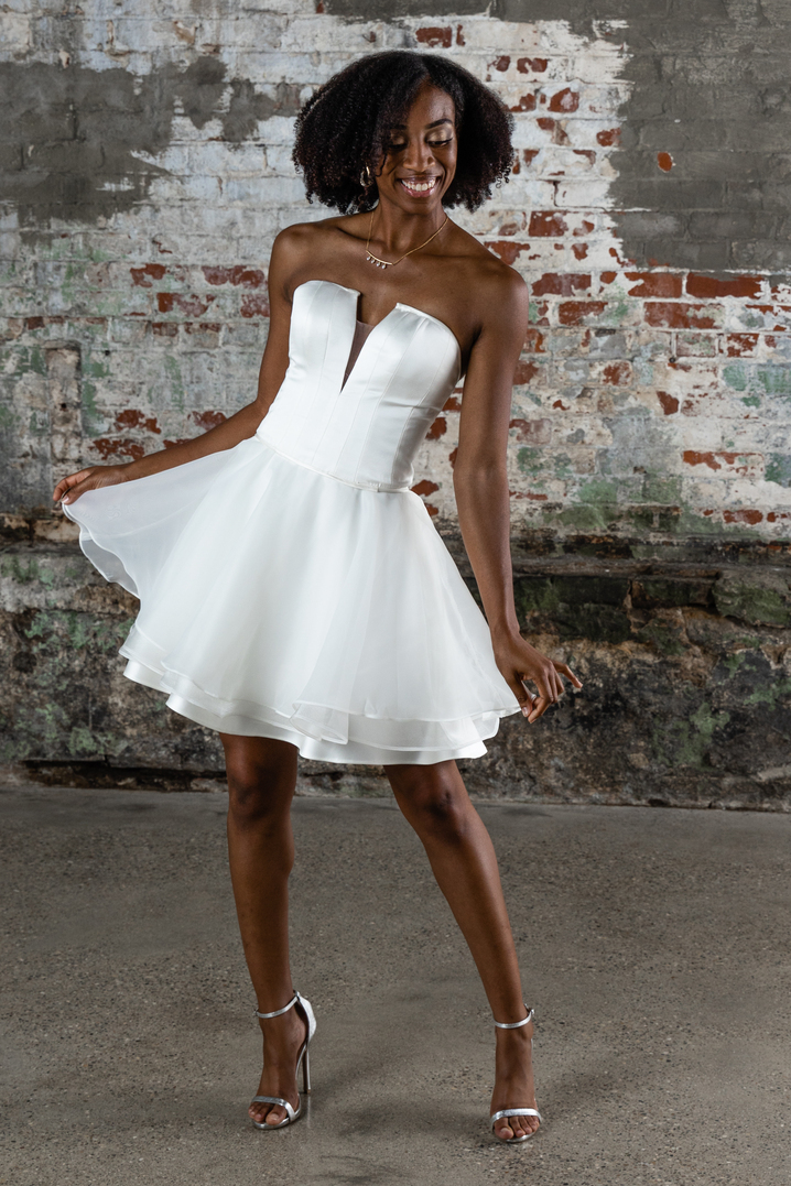 Wedding Dresses Bianca #1 picture