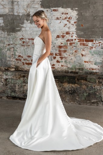Wedding Dresses Natasha $1 thumbnail