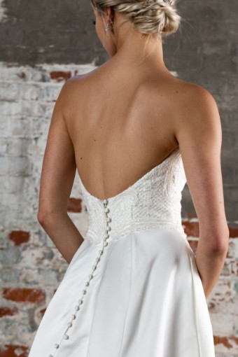 Wedding Dresses Natasha $3 thumbnail