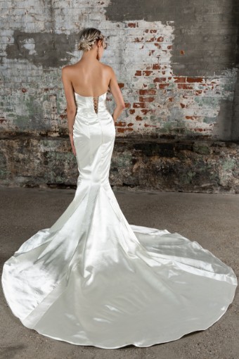 Wedding Dresses Quinn $3 thumbnail
