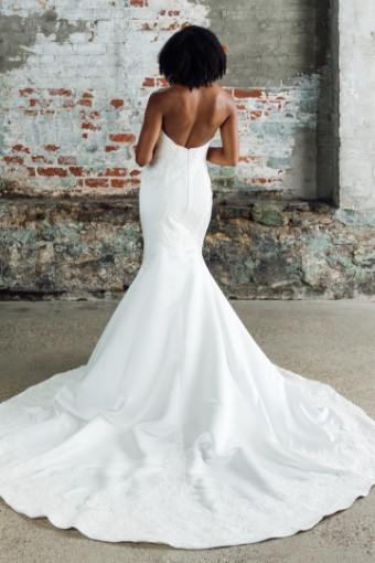 Wedding Dresses Vivienne $1 thumbnail