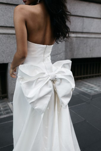 Wedding Dresses Charlotte $3 thumbnail