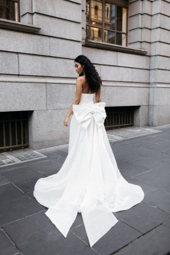 Wedding Dresses Charlotte $4 thumbnail