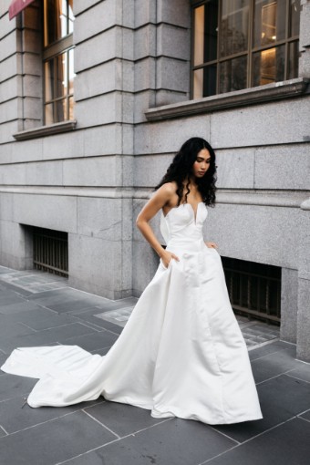 Wedding Dresses Charlotte $2 thumbnail